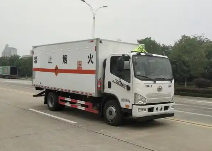 贵州爆破器材运输车可以上高速吗？